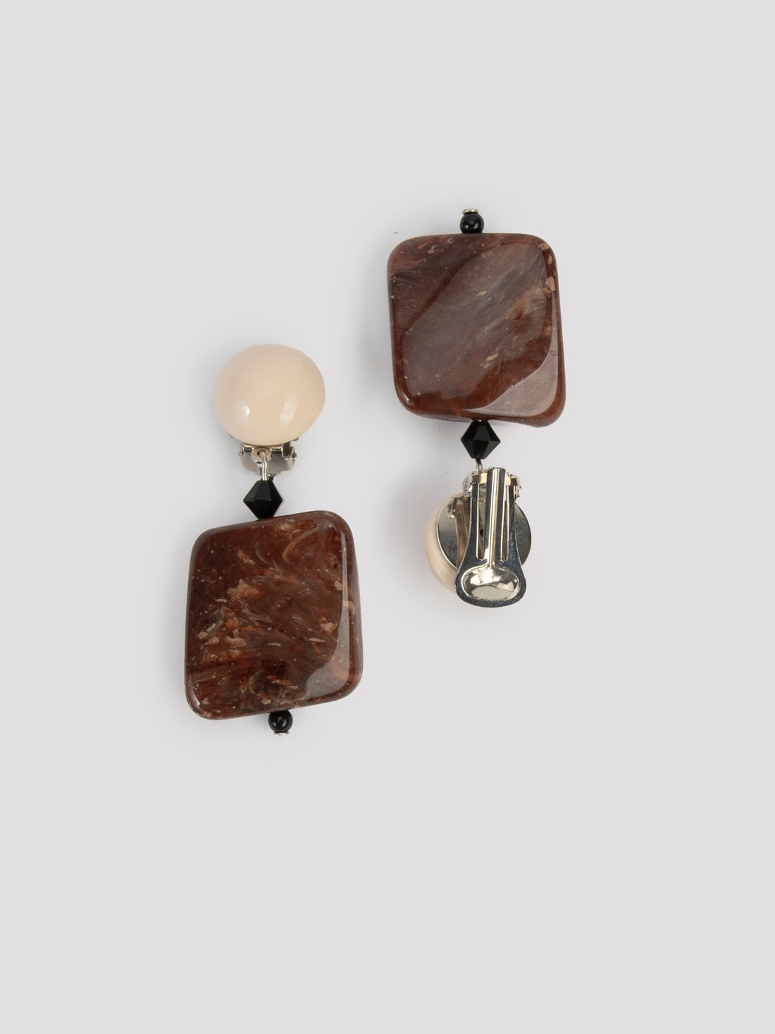 Square clip earrings marron - Angela Caputi