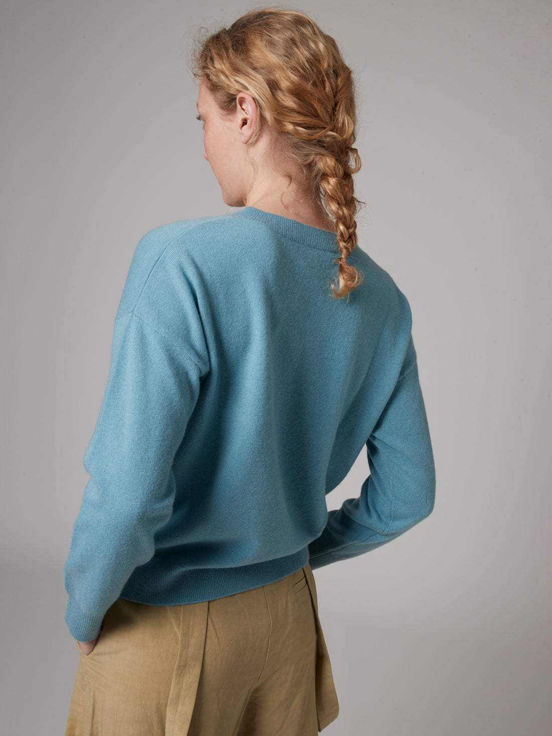 Solux V Sweater 24p Turquoise