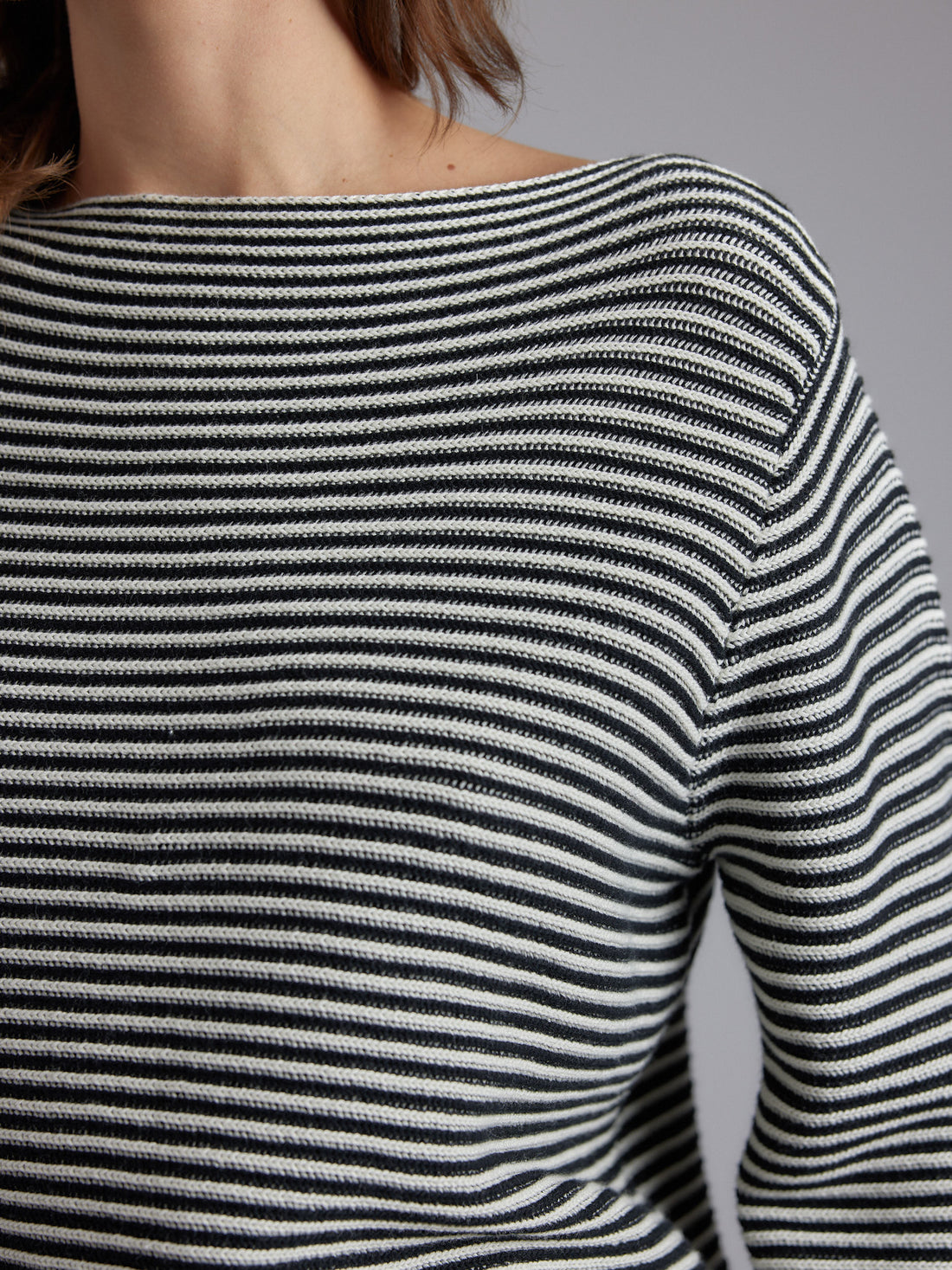 Mako Marin Sweater 24p Black