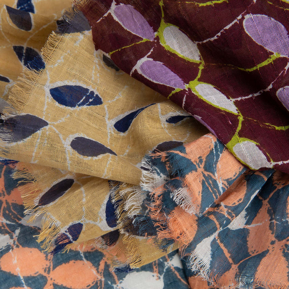 
                      
                        Printed scarf walnut Ps2464 - Epice
                      
                    