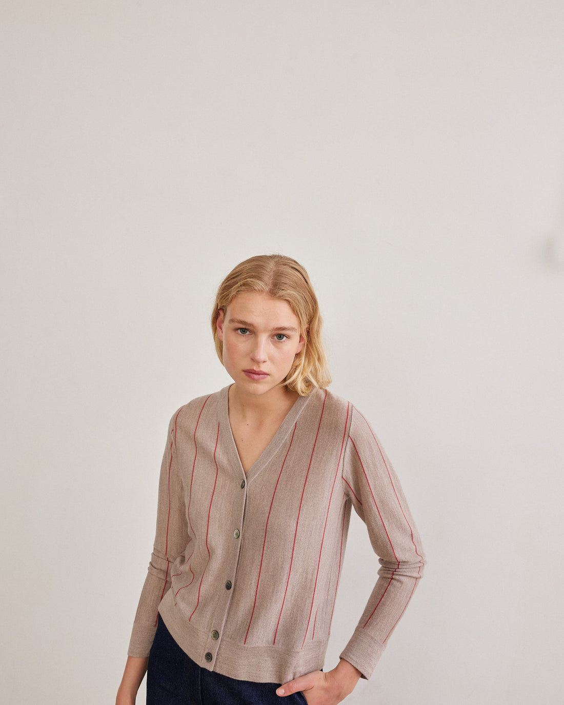 Meri48 Cardi V 23a Grege