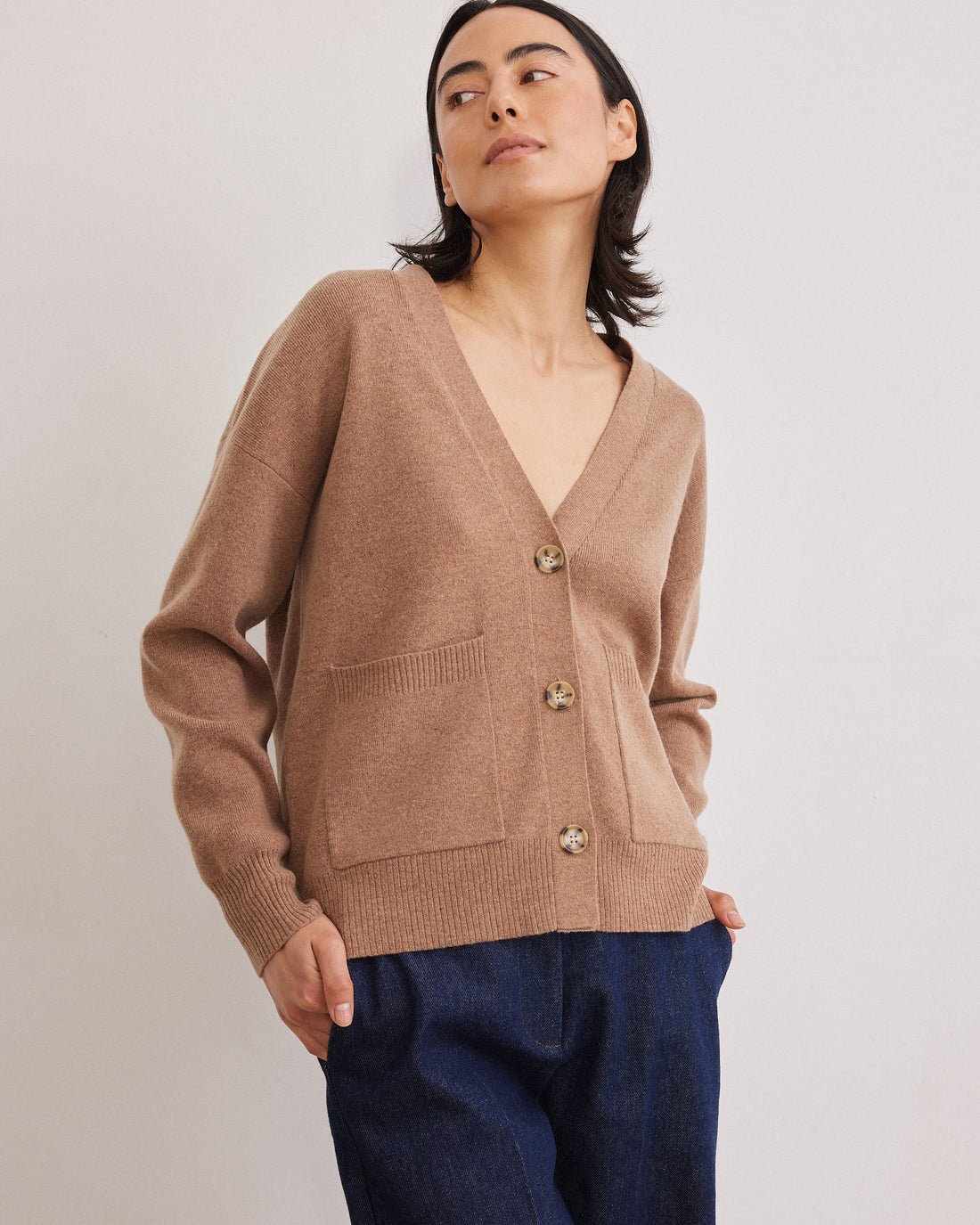 Shirley Cardi V 23a Camel