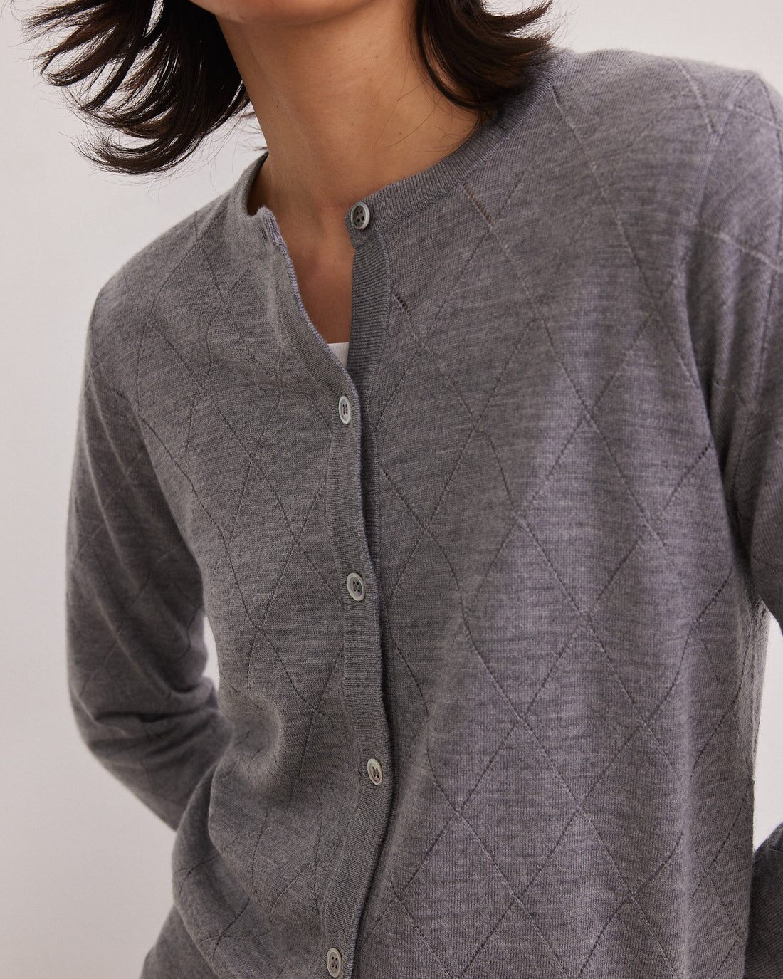 Meri48 Cardi Rond 23a  Grey Mel