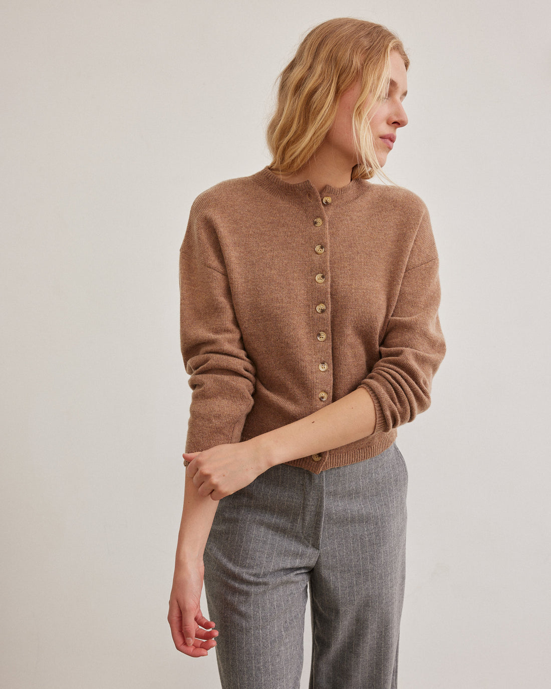 Shirley Cardi Rond 23a Camel