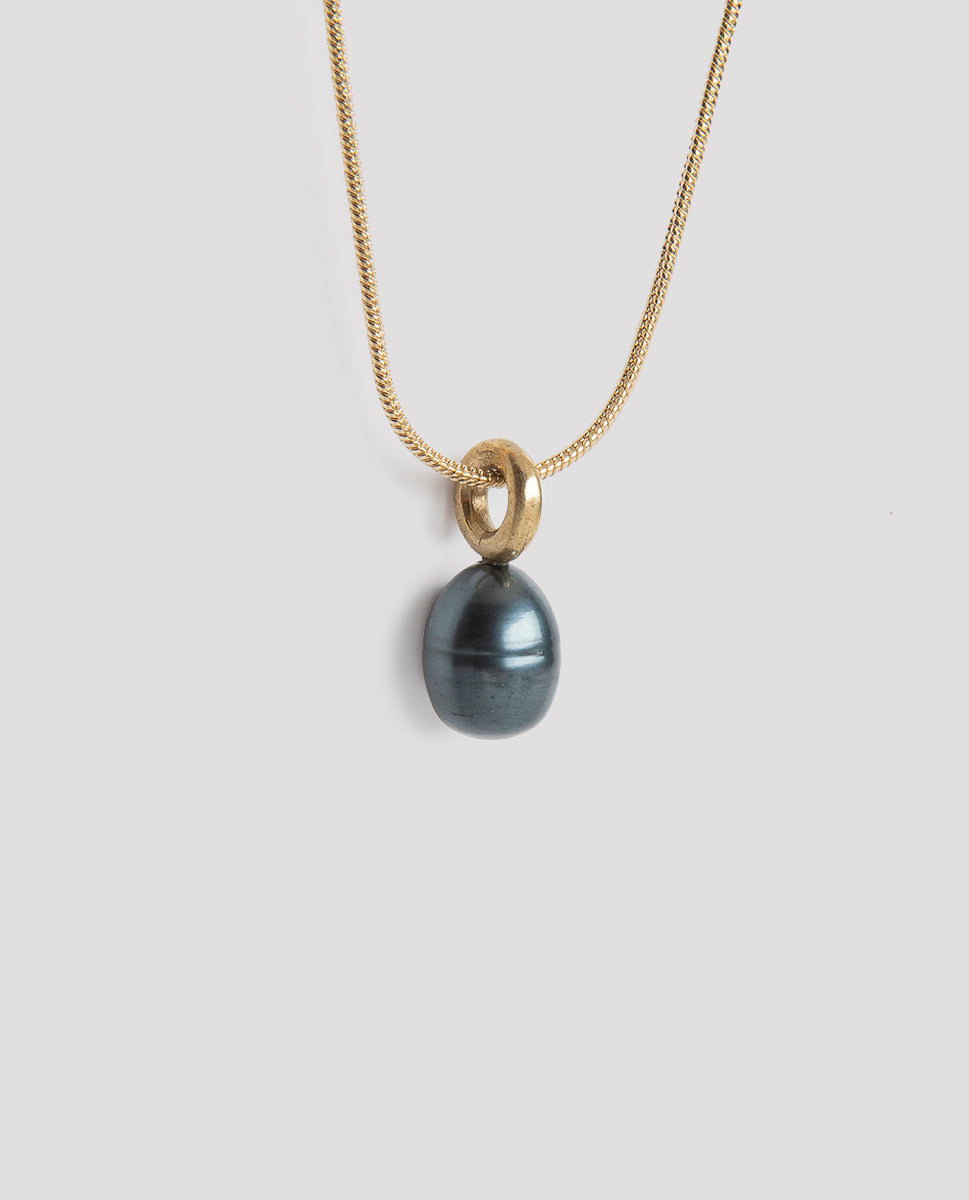 Black pearls necklace - Lepagon